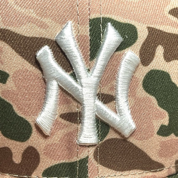 New York Yankees New Era 1996 World Series Duck Camo 59FIFTY Fitted Hat - Picture 4 of 5